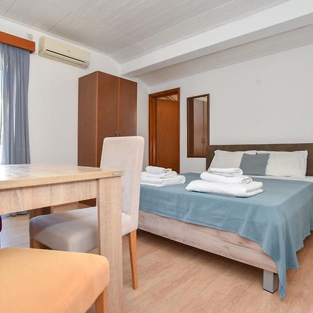 Apartments Milos Kaladjurdjevic บุดวา ภายนอก รูปภาพ