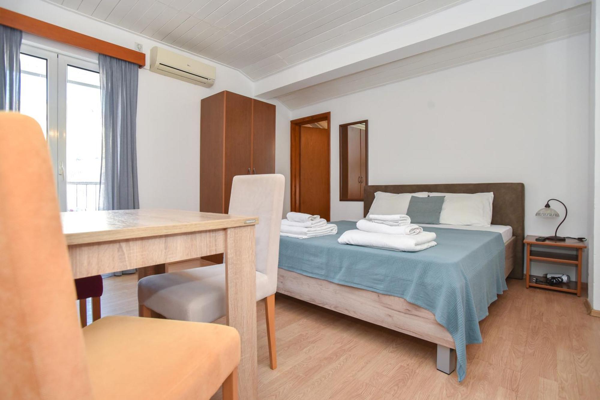 Apartments Milos Kaladjurdjevic บุดวา ภายนอก รูปภาพ