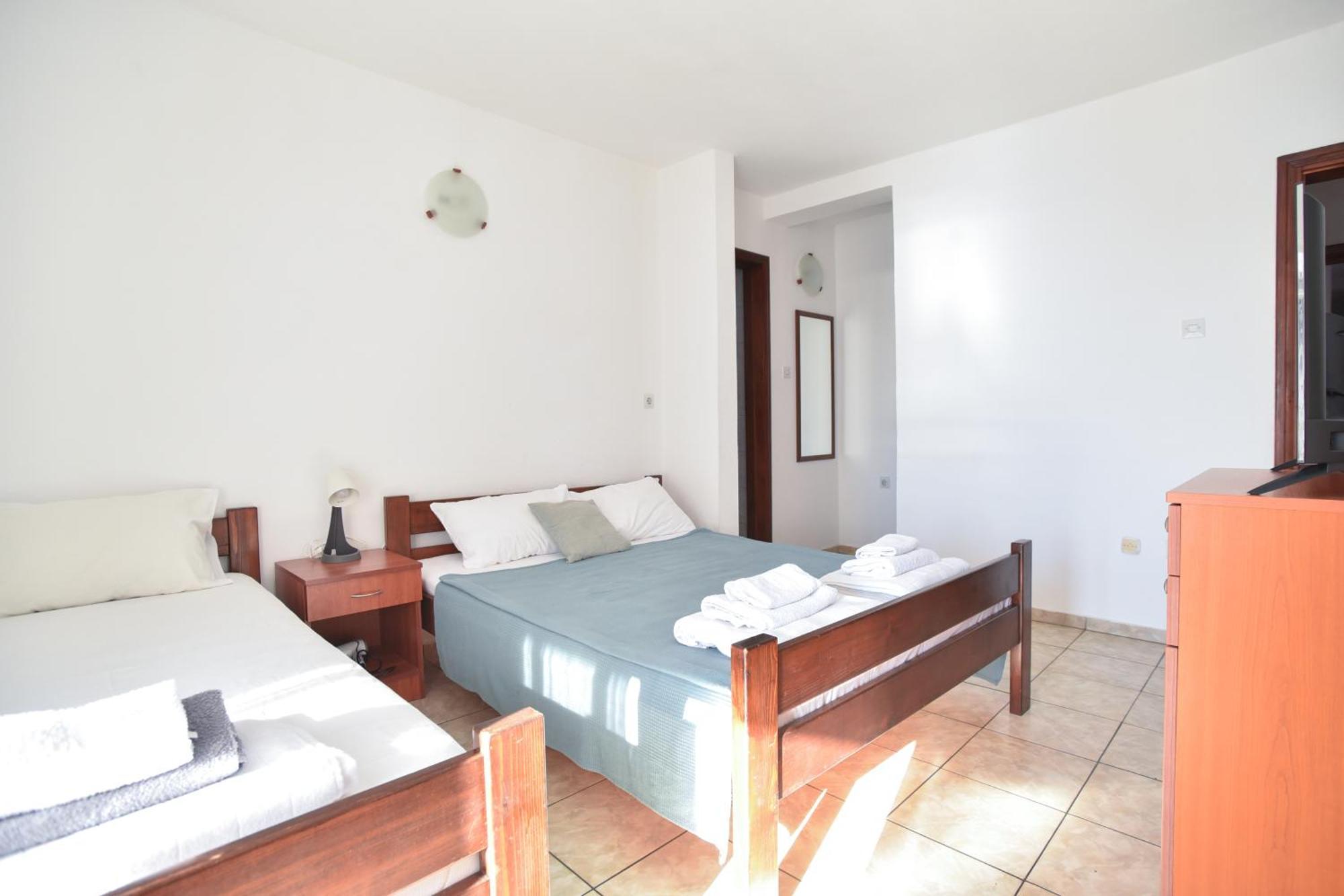 Apartments Milos Kaladjurdjevic บุดวา ภายนอก รูปภาพ