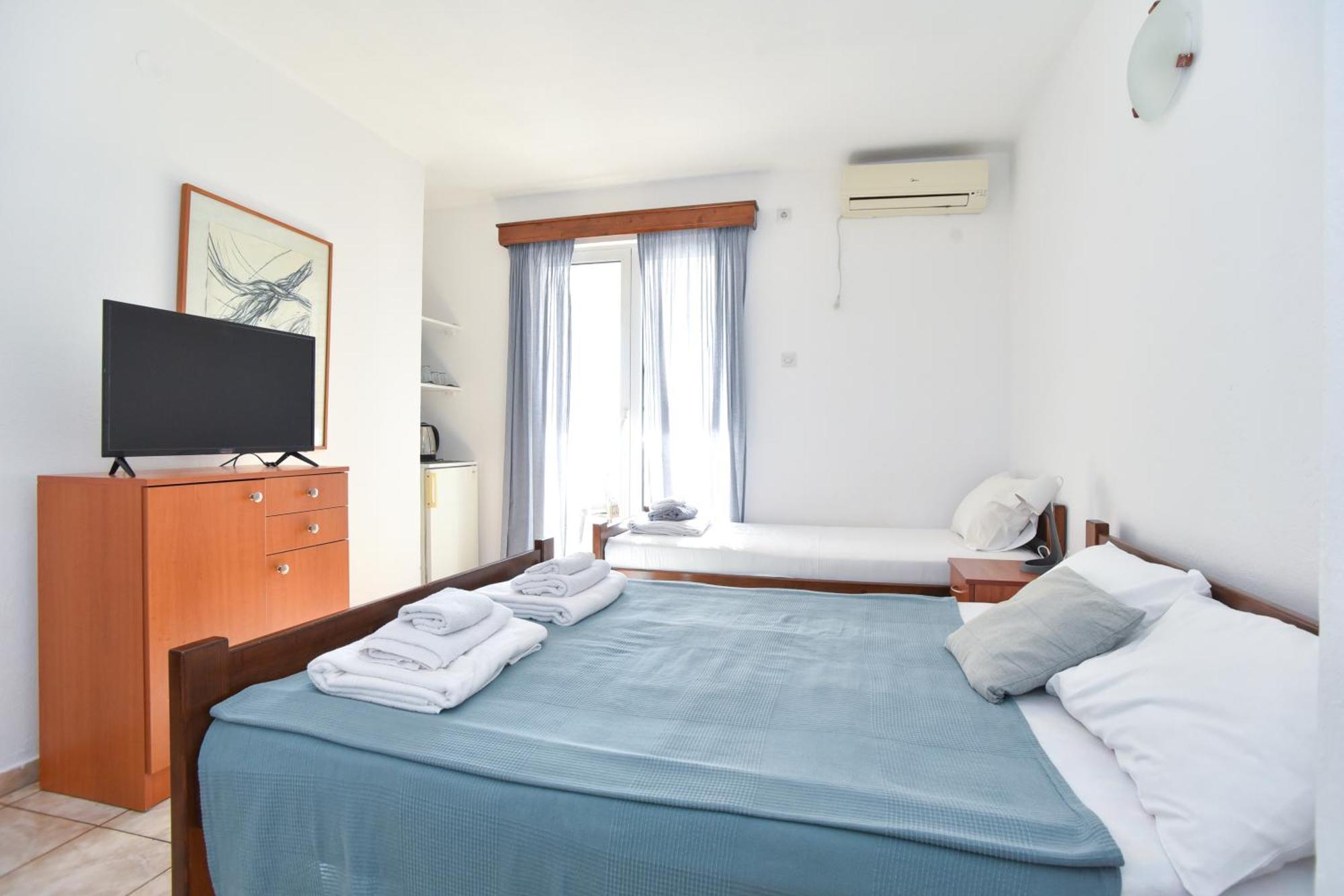 Apartments Milos Kaladjurdjevic บุดวา ภายนอก รูปภาพ