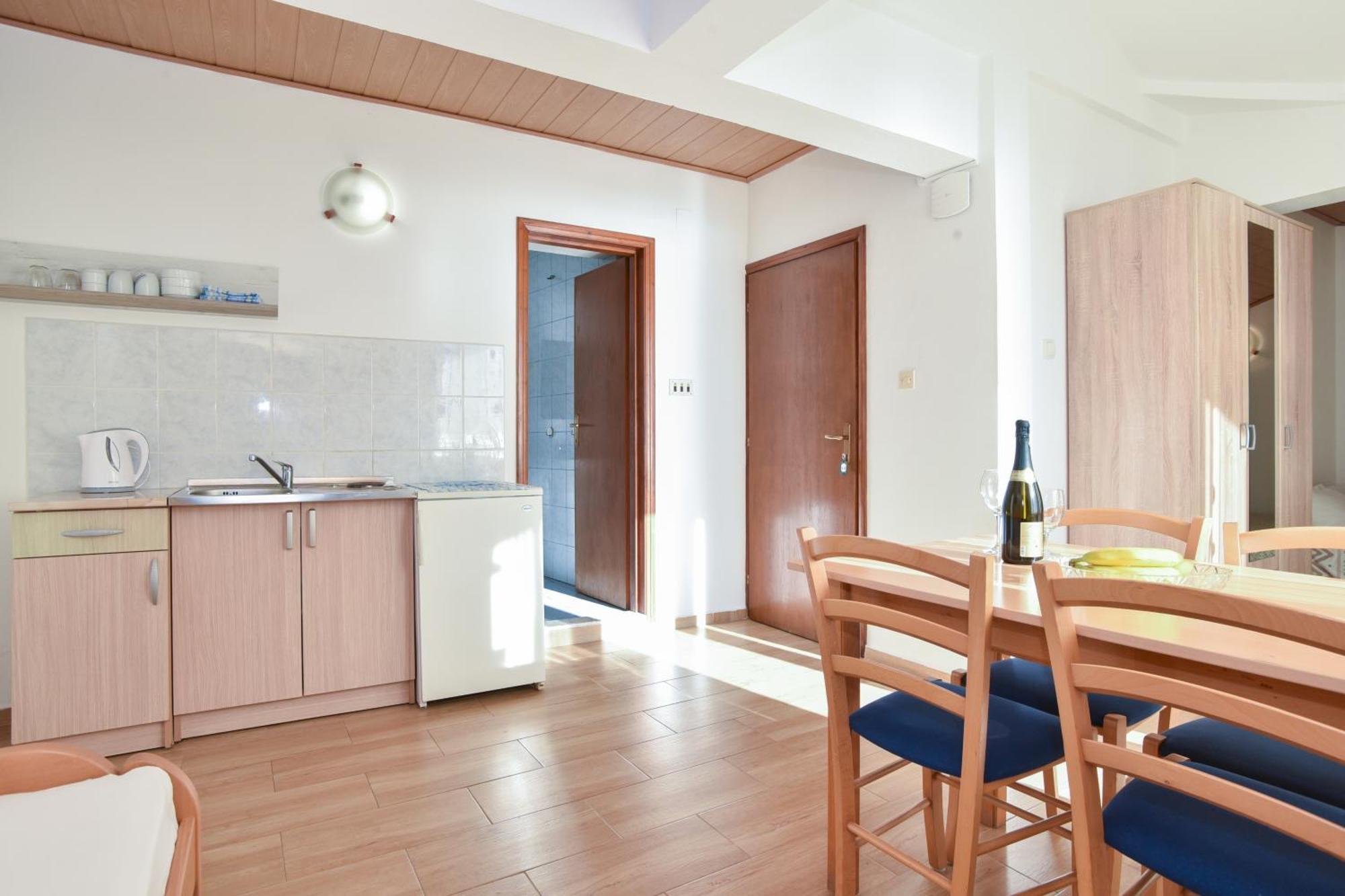 Apartments Milos Kaladjurdjevic บุดวา ภายนอก รูปภาพ