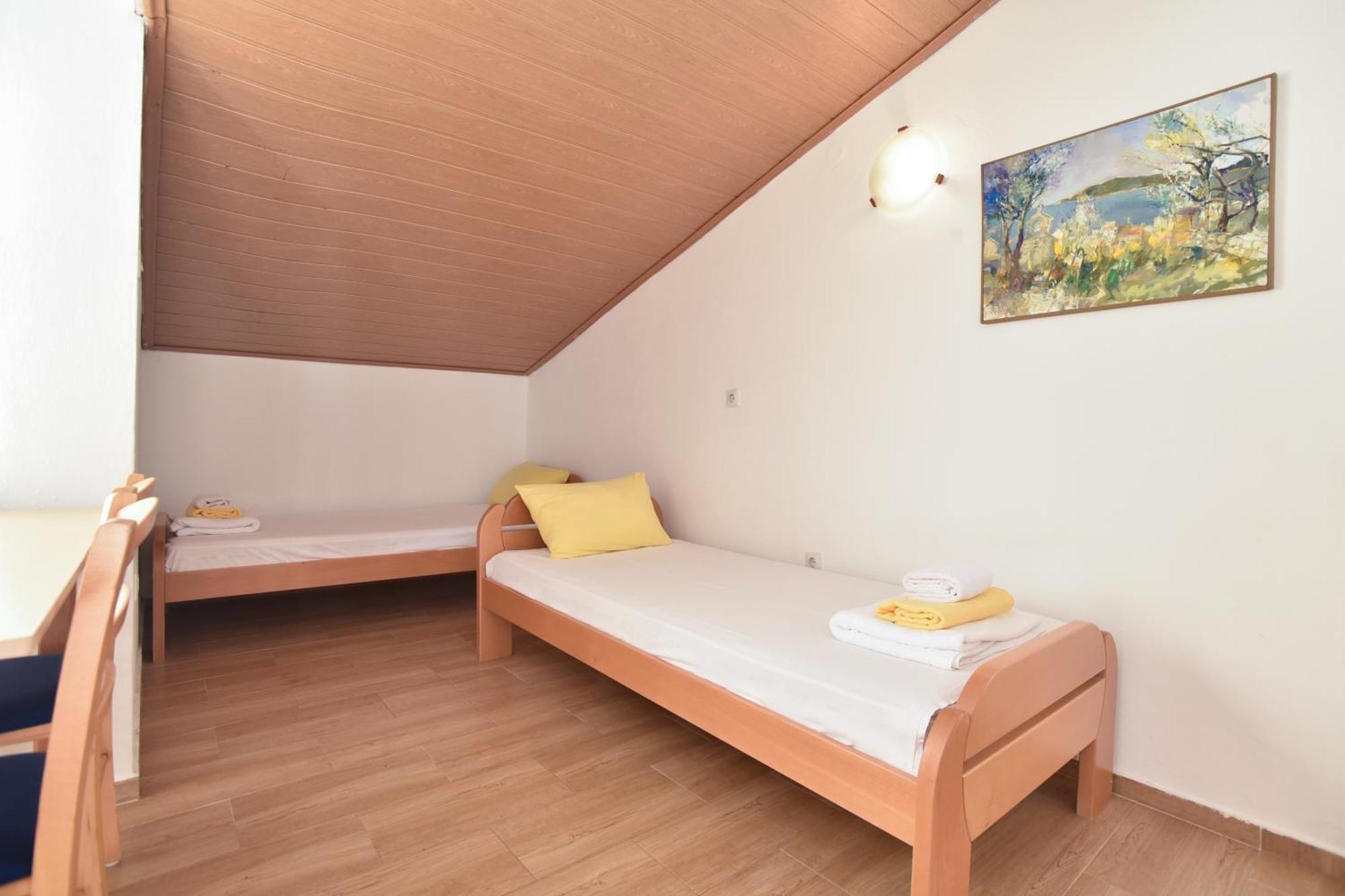 Apartments Milos Kaladjurdjevic บุดวา ภายนอก รูปภาพ