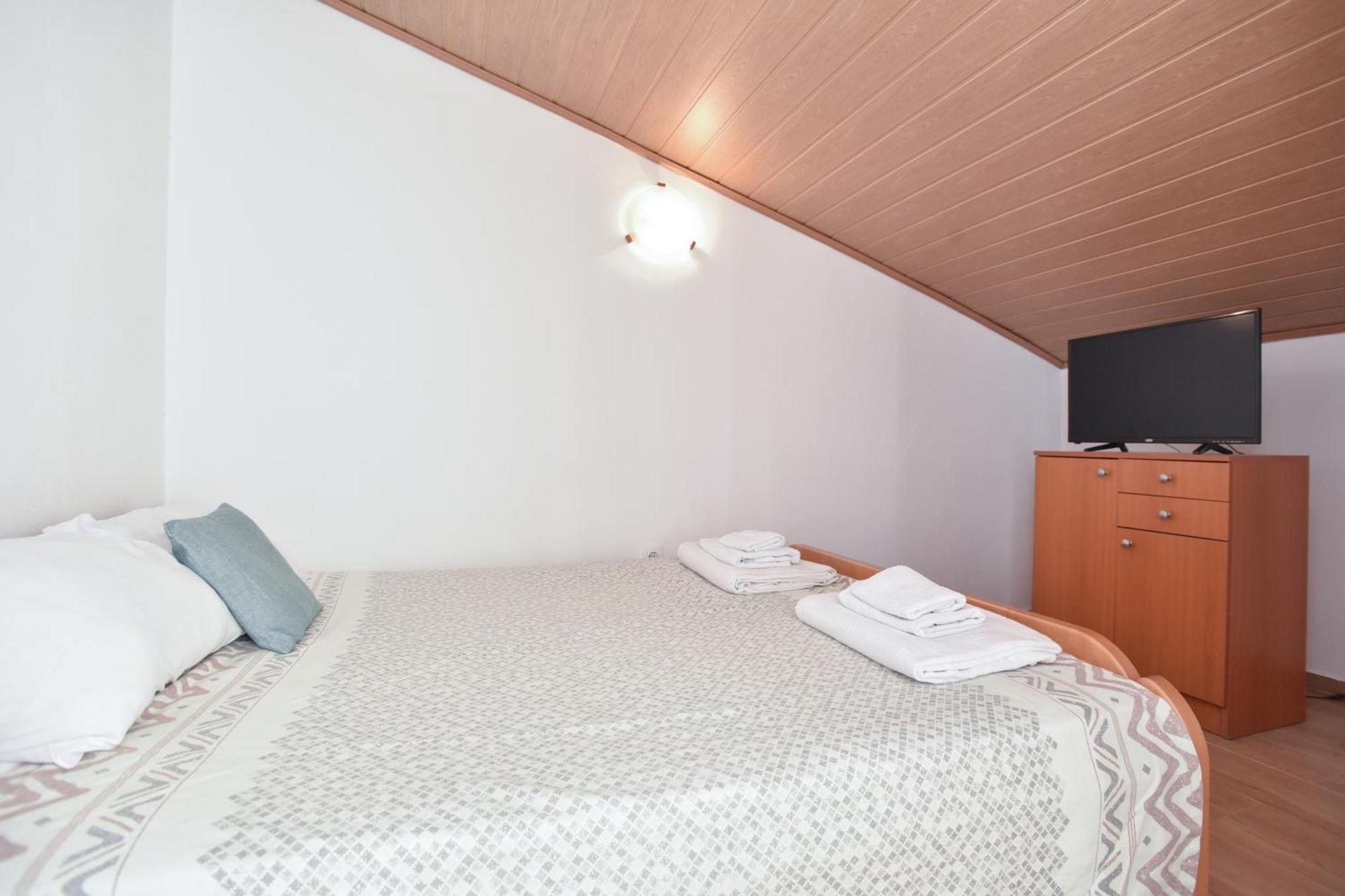 Apartments Milos Kaladjurdjevic บุดวา ภายนอก รูปภาพ