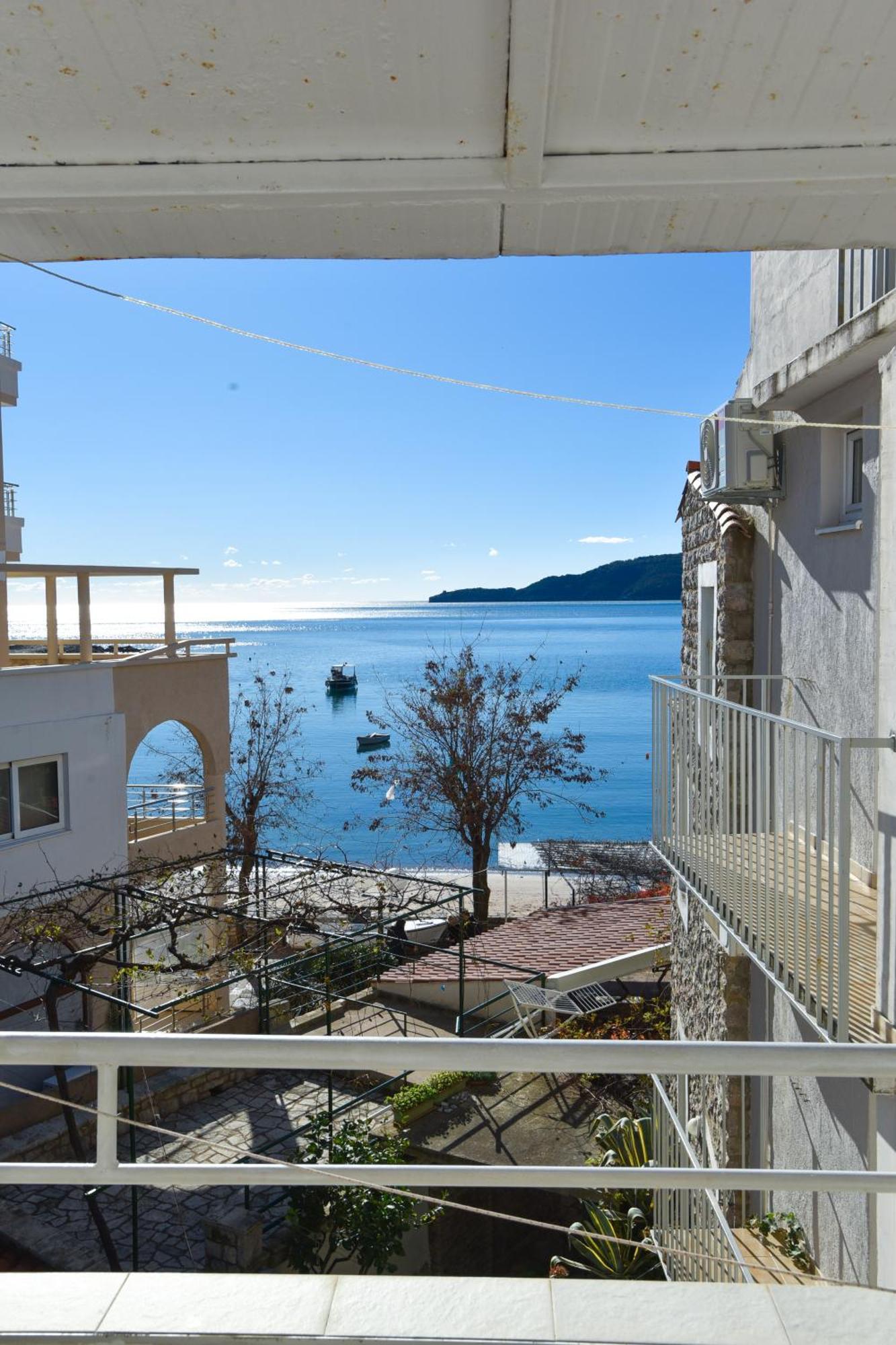 Apartments Milos Kaladjurdjevic บุดวา ภายนอก รูปภาพ