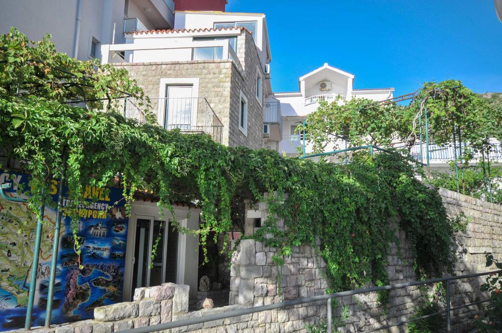 Apartments Milos Kaladjurdjevic บุดวา ภายนอก รูปภาพ