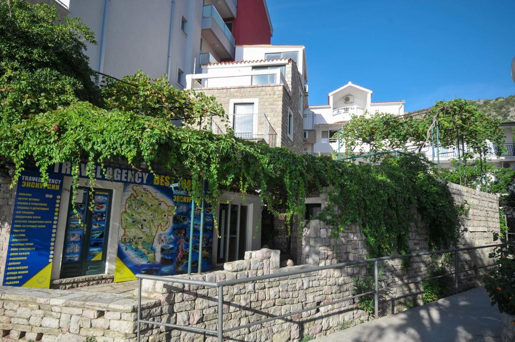 Apartments Milos Kaladjurdjevic บุดวา ภายนอก รูปภาพ