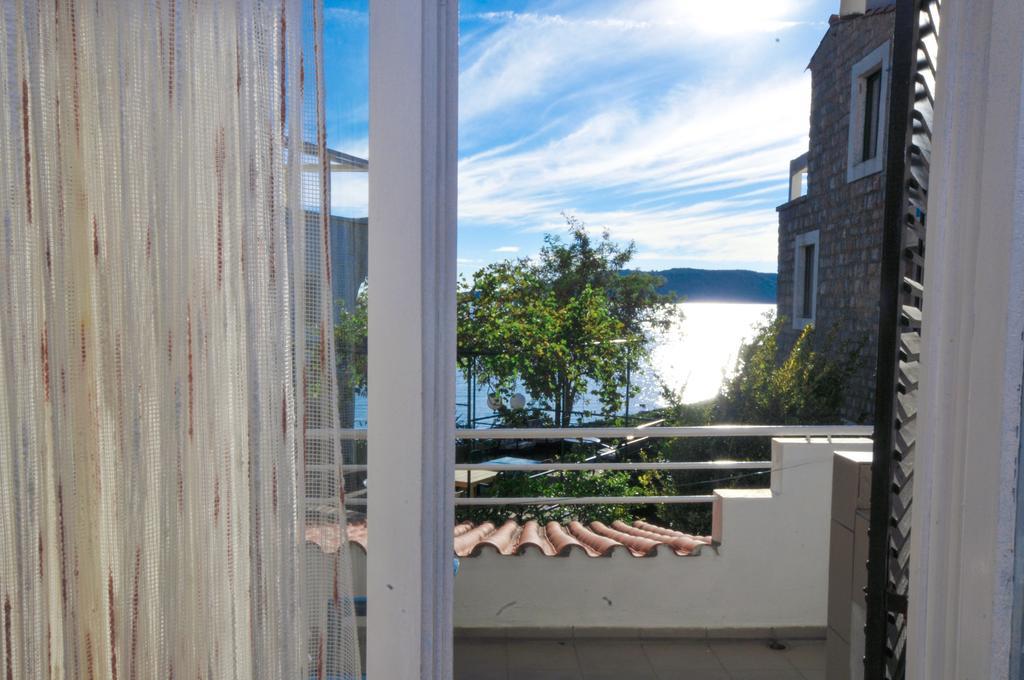 Apartments Milos Kaladjurdjevic บุดวา ภายนอก รูปภาพ